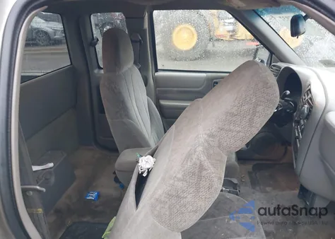 2001 GMC Sonoma Sls из США, поврежденный, VIN 1GTCS19W018210282